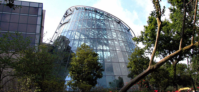 Exterior of Glass Butterfly Exhibit