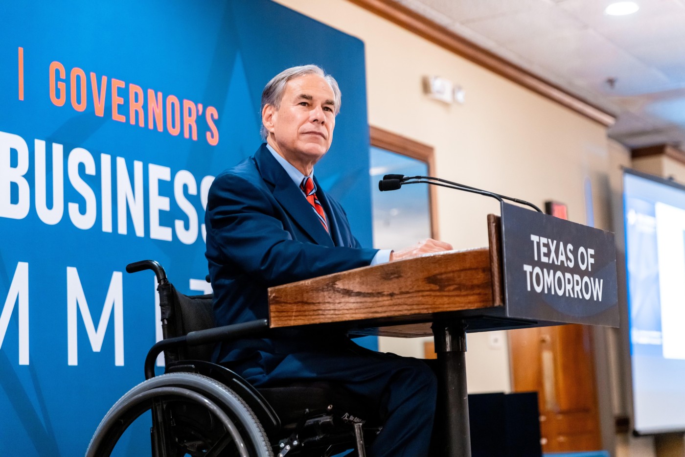 Governor Abbott Lauds Role Of Small Businesses In Texas’ Historic ...